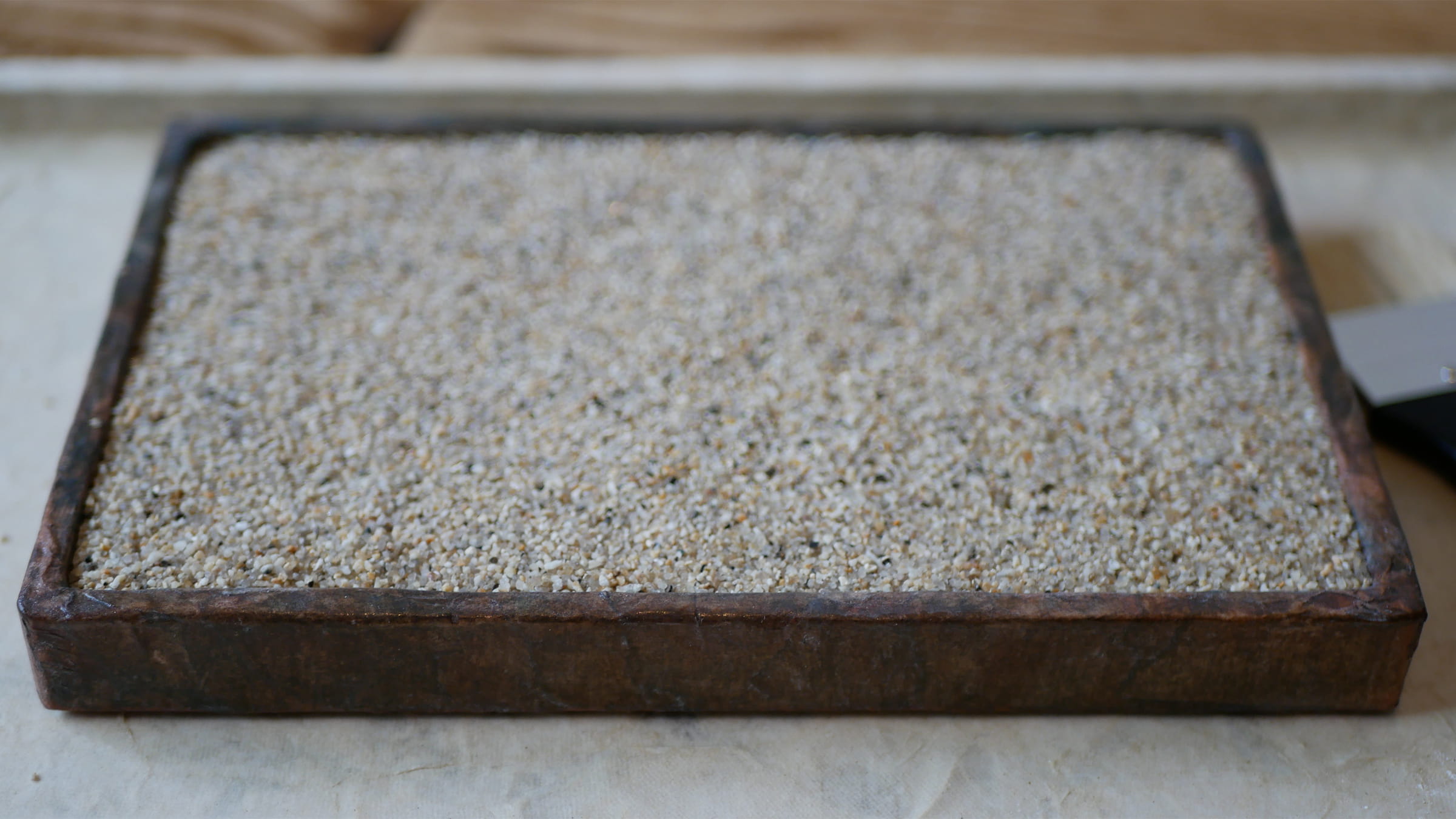 茶系の木製贋水盤